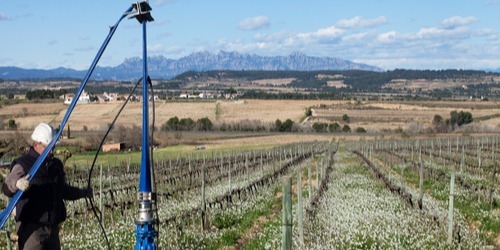 lay falt hose for wells 